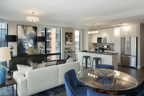 $3,127 | 212 10th Avenue South, Unit 514, Minneapolis, MN 55415