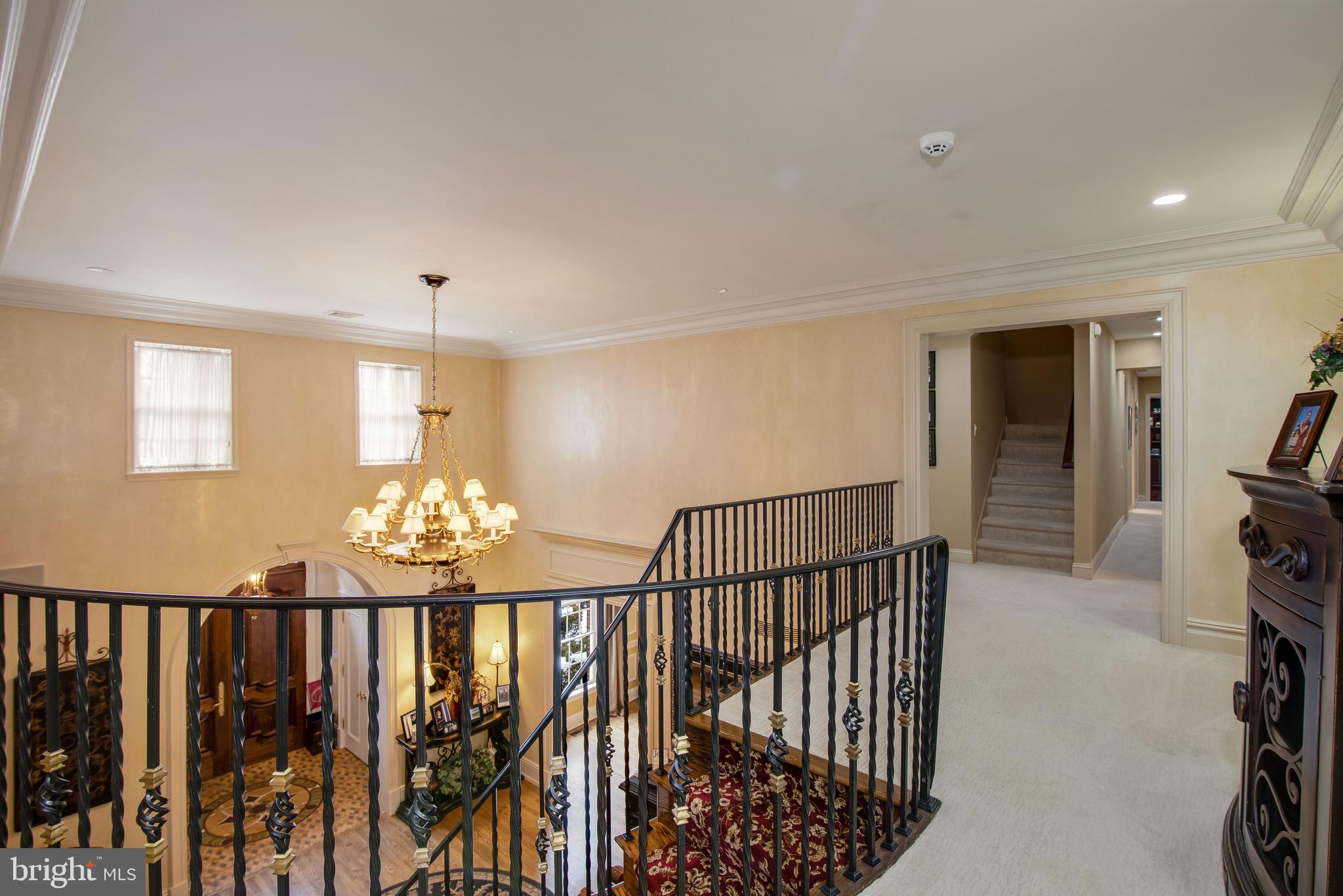 701 Garwood Road Moorestown, NJ 08057 - Photo 23 of 83 Upper hallway