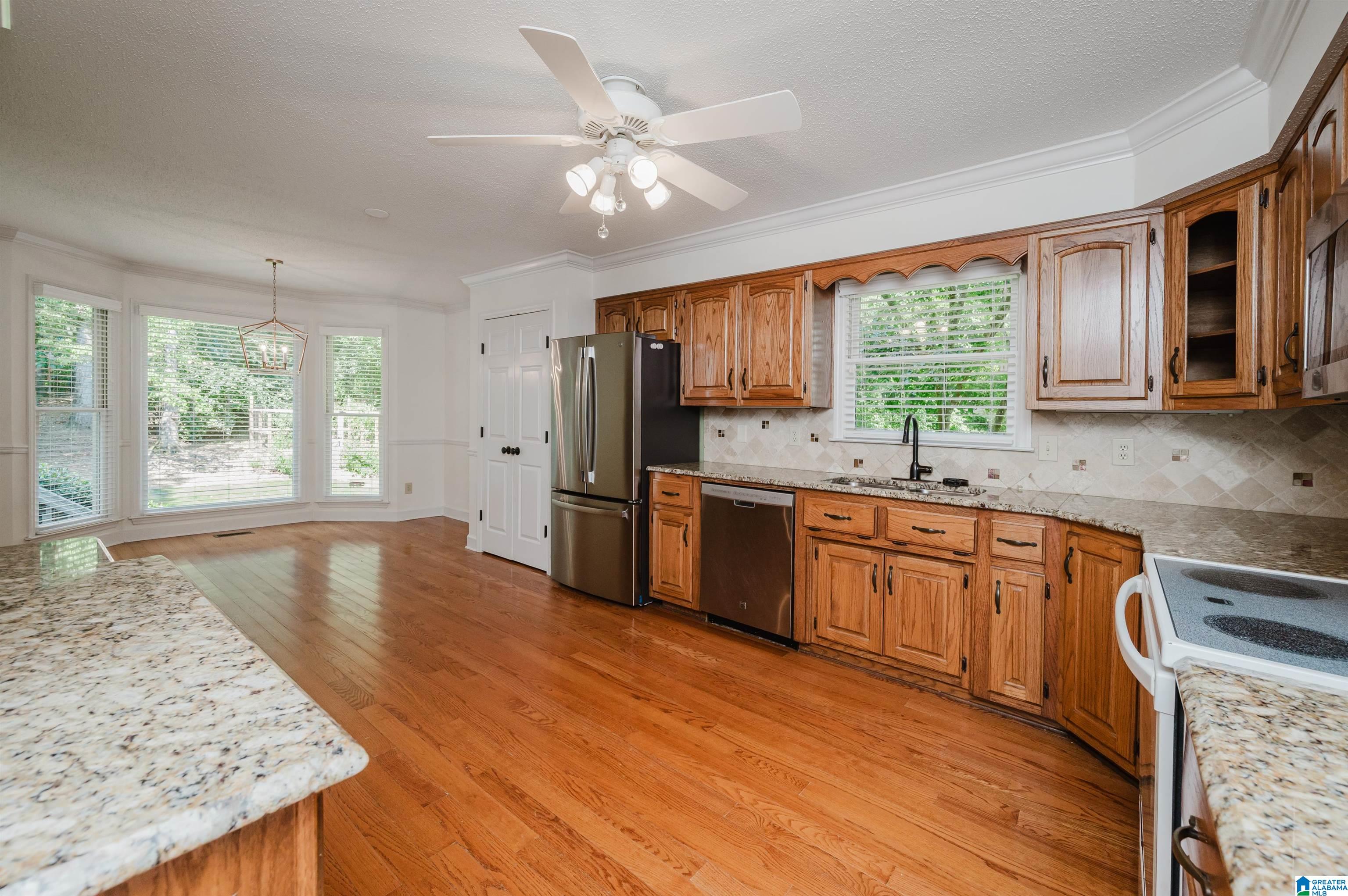 2732 Stevens Creek Road Birmingham, AL 35244 - Photo 23 of 55