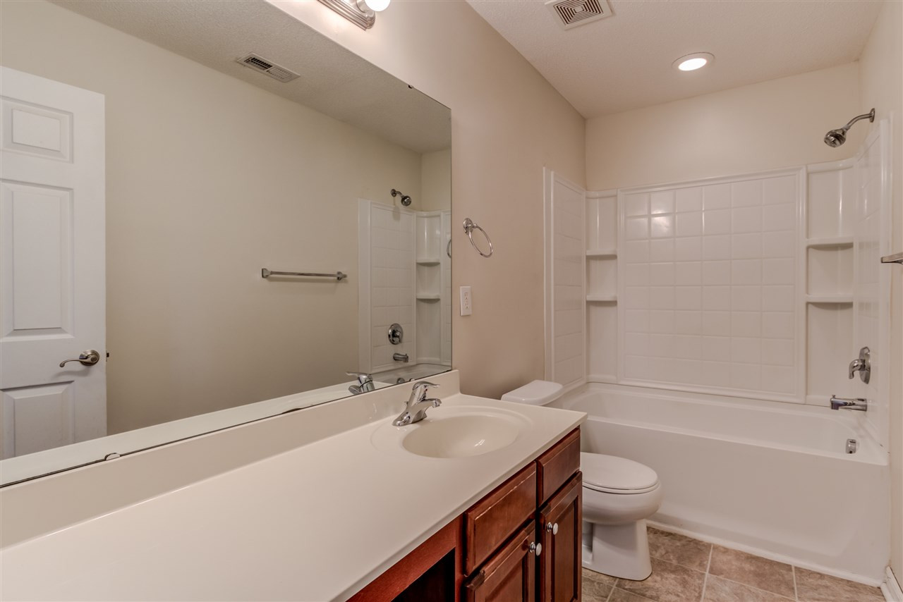 517 Thistlegate Trail Raleigh, NC 27610 - Photo 26 of 30 Upstairs Bath