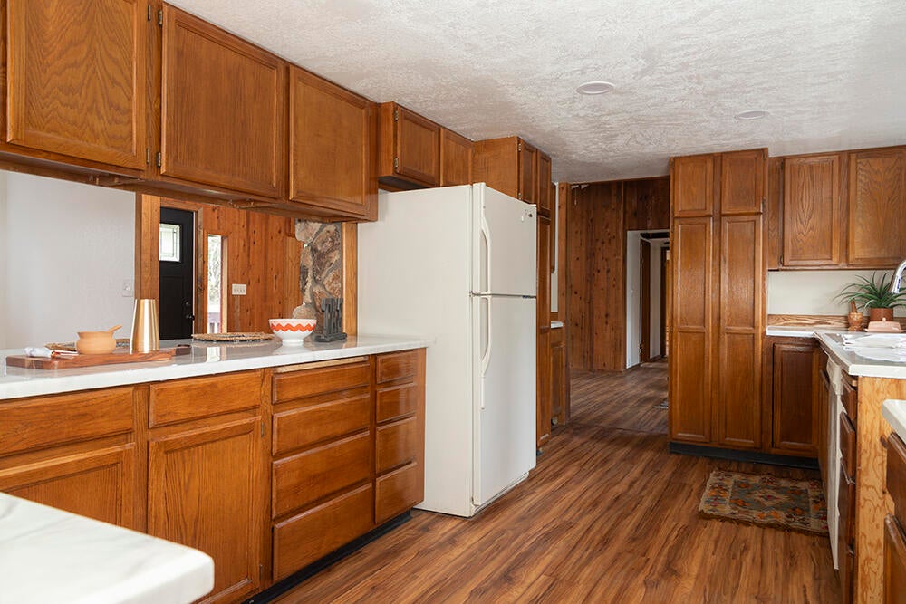 520 Tetherow Road Williams, OR 97544 - Photo 13 of 44 IMG_6106