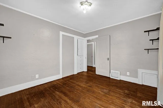 $209,900 | 218 North Fourth Avenue, Morton, IL 61550