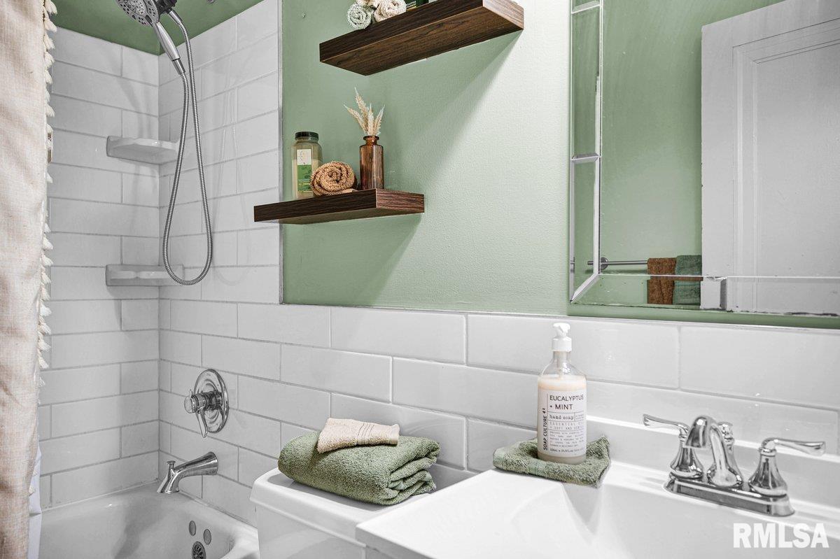 218 North Fourth Avenue Morton, IL 61550 - Photo 26 of 48