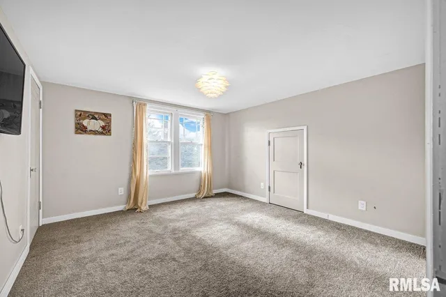 $209,900 | 218 North Fourth Avenue, Morton, IL 61550