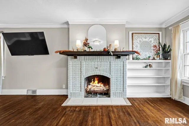 $209,900 | 218 North Fourth Avenue, Morton, IL 61550