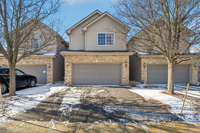 $334,900 | 550 Madison Lane, Elgin, IL 60123