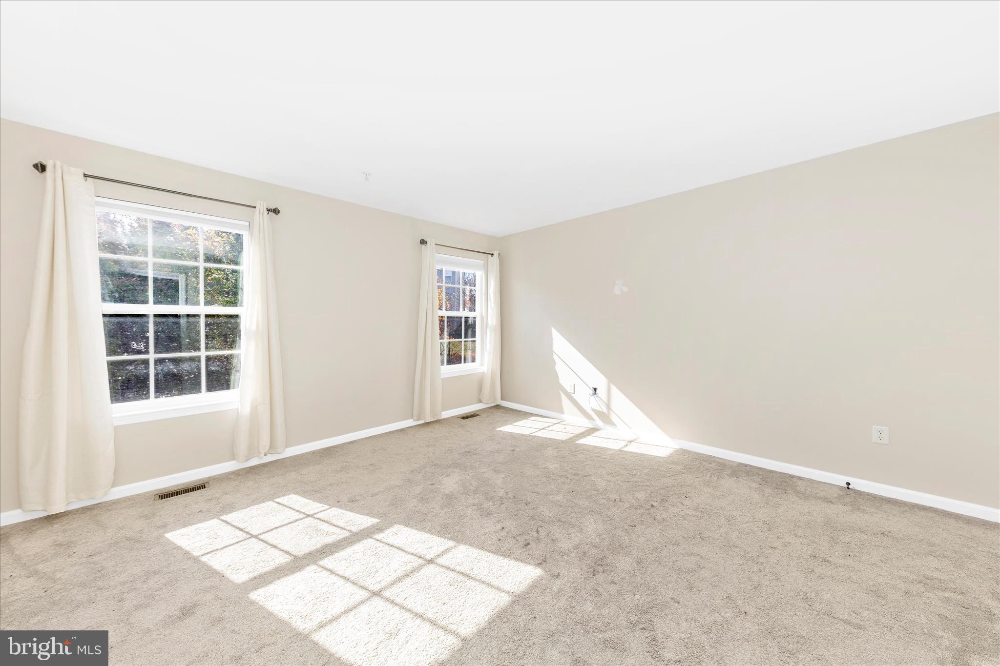 1812 Reading Court Mount Airy, MD 21771 - Photo 21 of 43 an empty room with windows