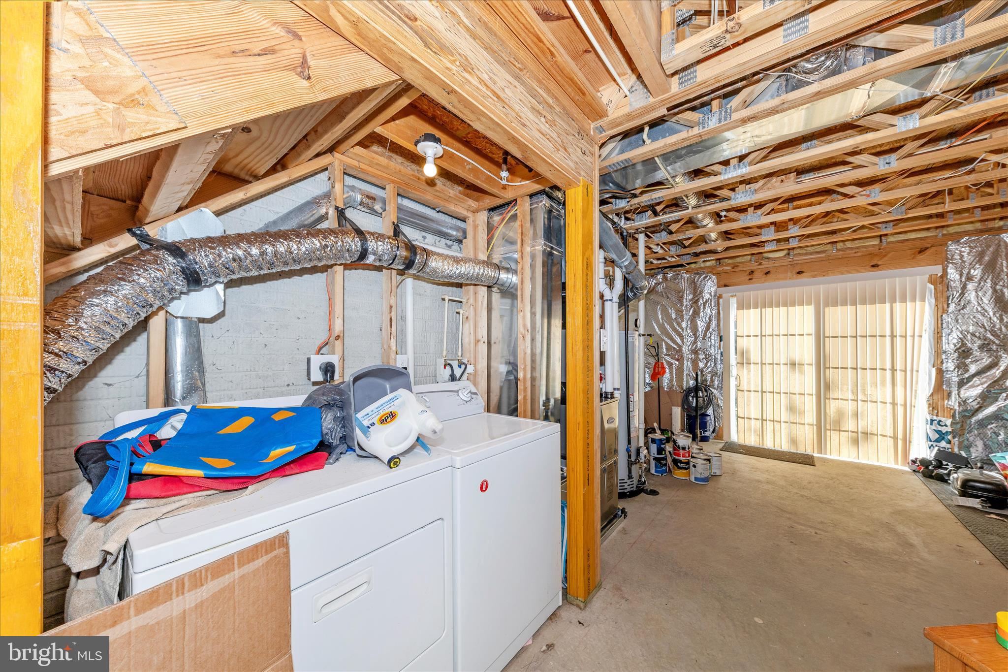 1812 Reading Court Mount Airy, MD 21771 - Photo 35 of 43 a utility room with dryer and washer