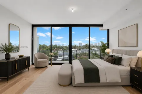 $2,999,000 | 160 Isle Of Venice Drive, Unit PH2, Fort Lauderdale, FL 33301