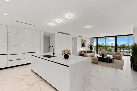 $2,999,000 | 160 Isle Of Venice Drive, Unit PH2, Fort Lauderdale, FL 33301