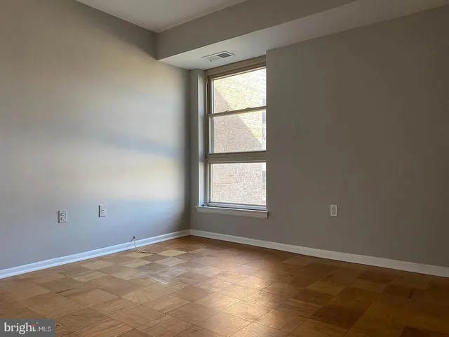 $250,000 | 2305 Greenery Lane, Unit 1023, Silver Spring, MD 20906