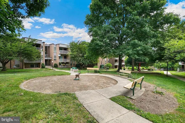 $250,000 | 2305 Greenery Lane, Unit 1023, Silver Spring, MD 20906