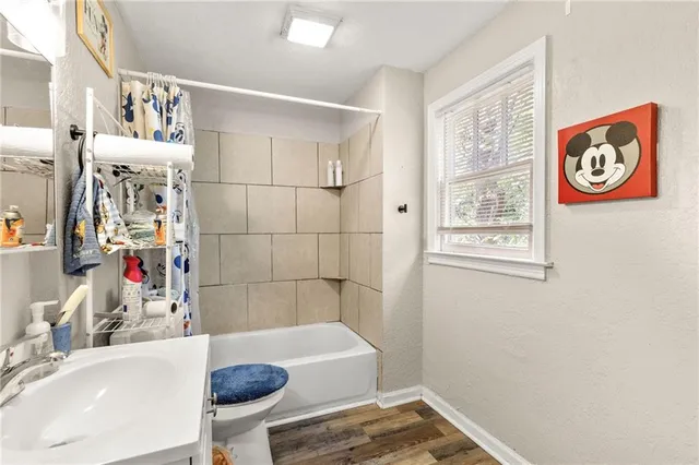 $160,000 | 5820 Olive Street, Kansas City, MO 64130