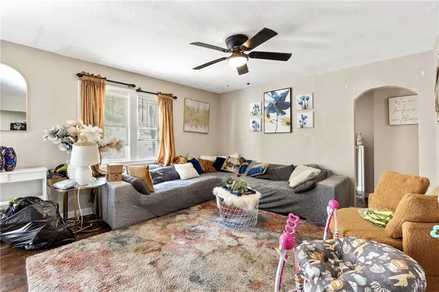 $160,000 | 5820 Olive Street, Kansas City, MO 64130