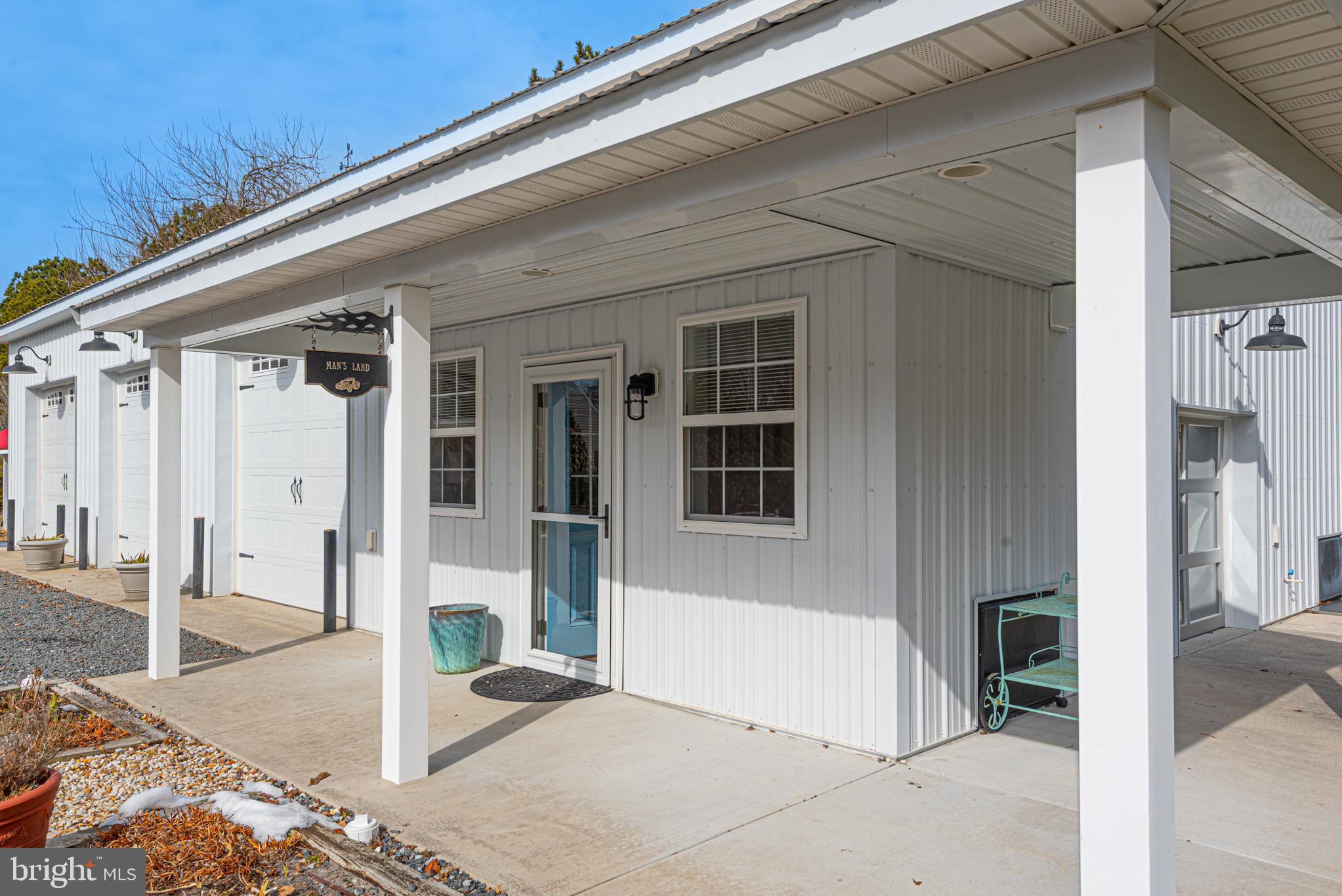7 Longview Drive Ocean View, DE 19970 - Photo 95 of 125 Entrance into the flex space/office .