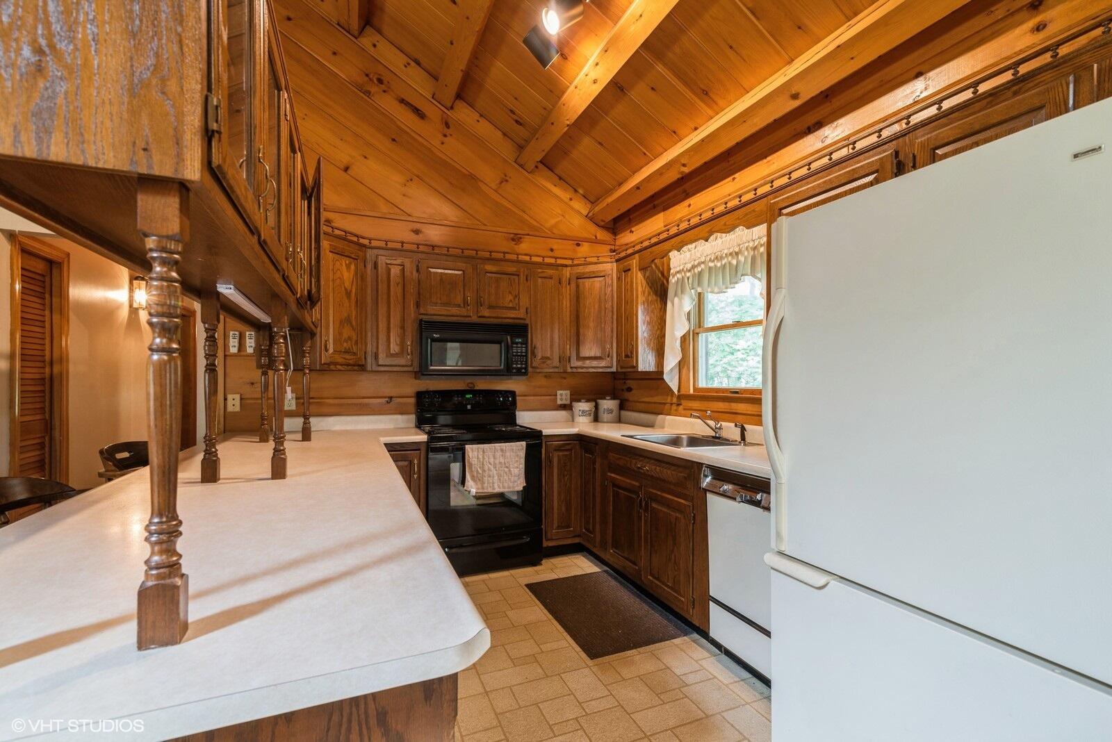 650 Ferry Road Saco, ME 04072 - Photo 9 of 38 Kitchen