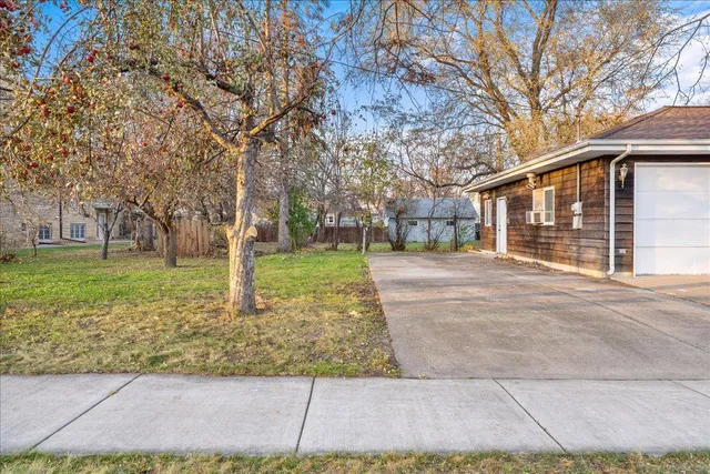 $399,900 | 406 2nd Street North, Bayport, MN 55003