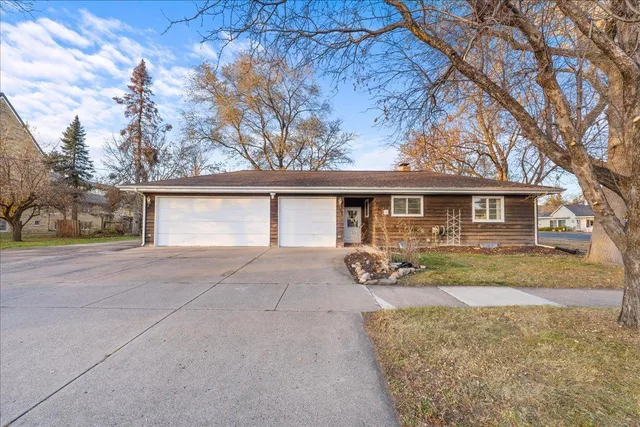 $399,900 | 406 2nd Street North, Bayport, MN 55003