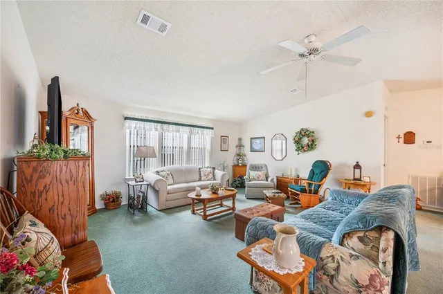 $195,000 | 6335 Grove Pointe Dr S East, Winter Haven, FL 33884