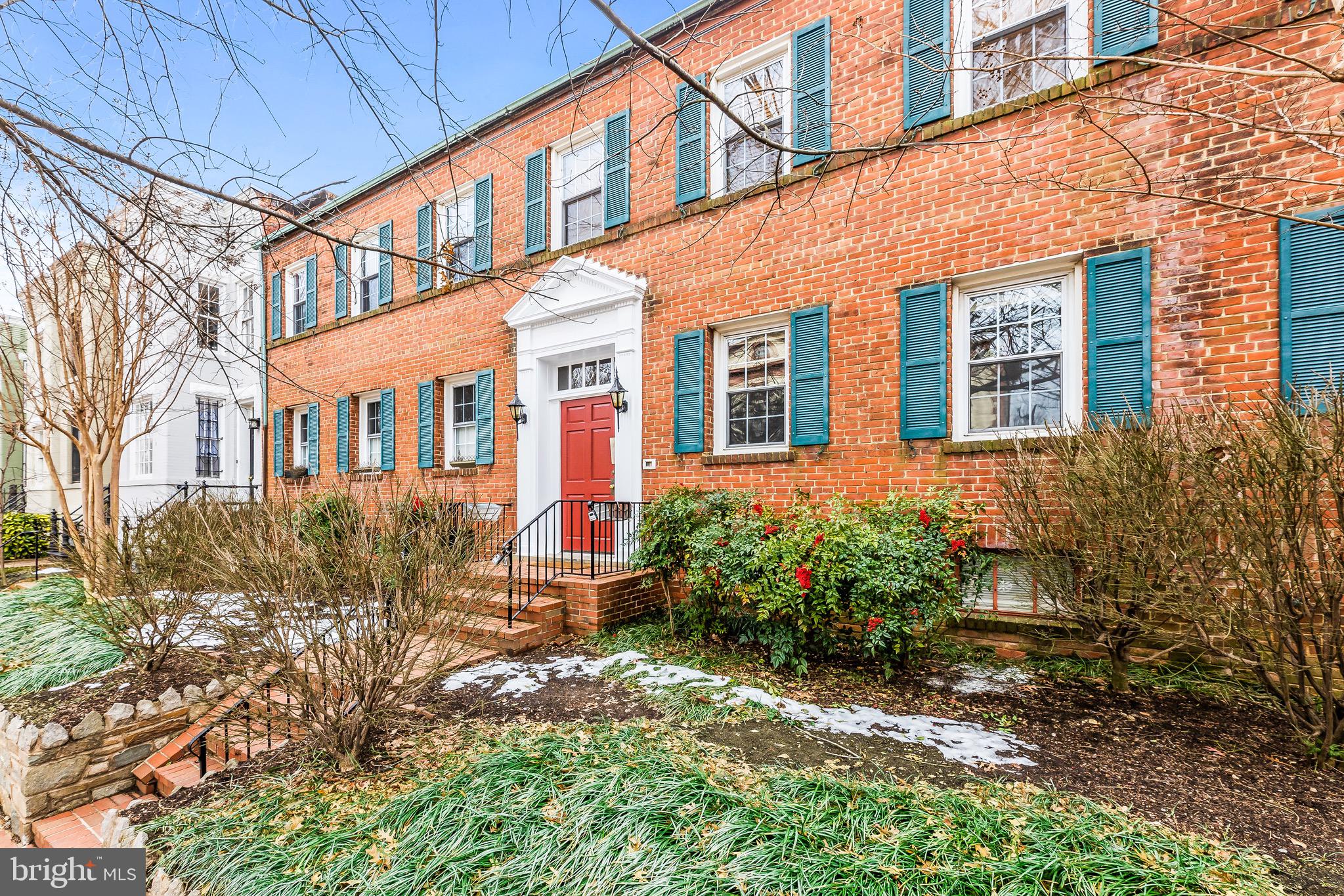 909 E Street Southeast, Unit 3 Washington, DC 20003 - Photo 7 of 56