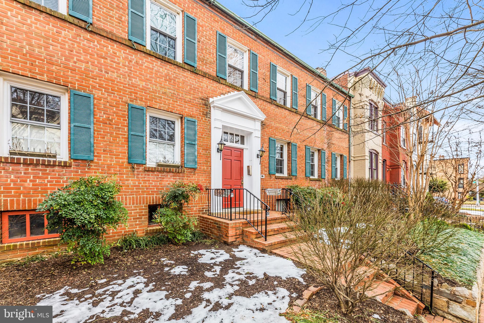 909 E Street Southeast, Unit 3 Washington, DC 20003 - Photo 8 of 56