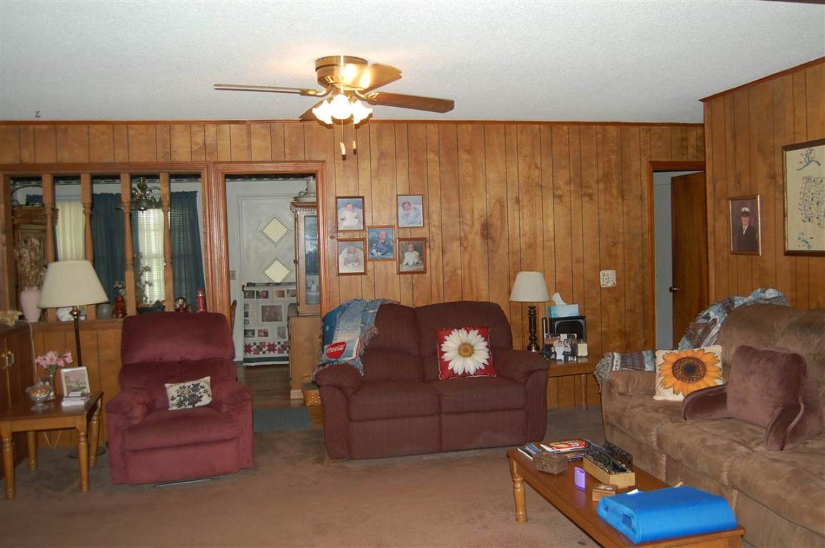 428 Airline Road Anderson, SC 29624 - Photo 8 of 20