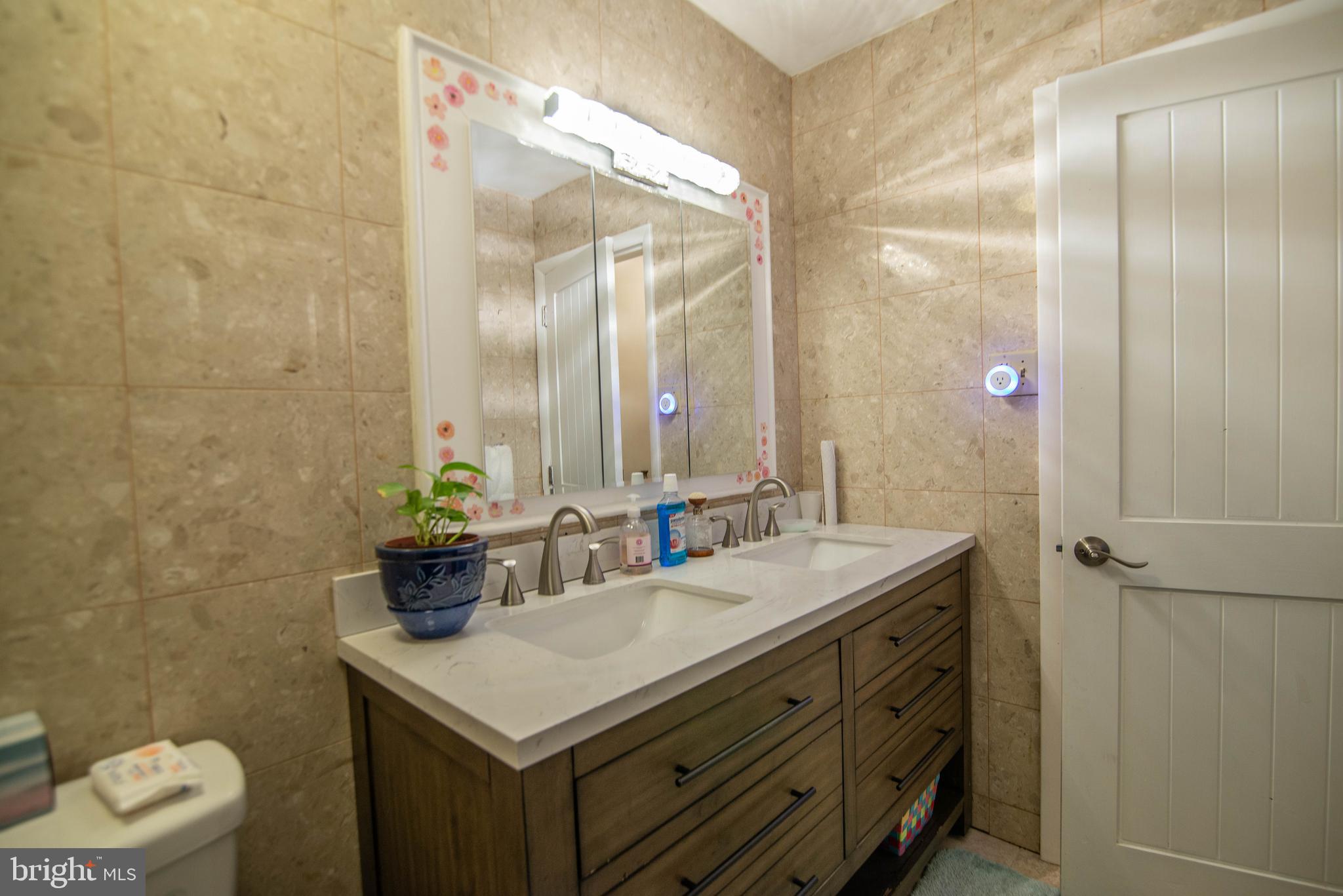 1196 Ruxton Road York, PA 17403 - Photo 30 of 43 Gallery Image 30