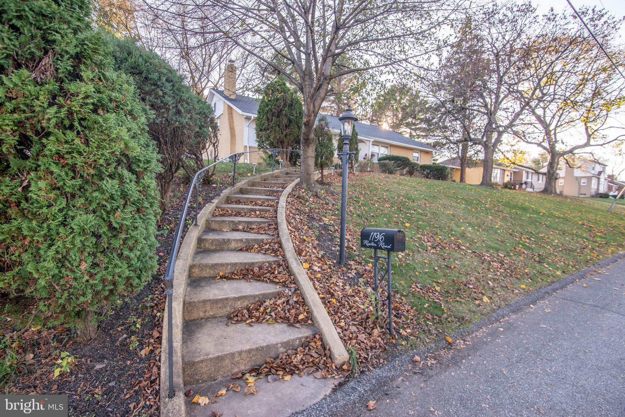 1196 Ruxton Road York, PA 17403 - Photo 4 of 43 Gallery Image 4