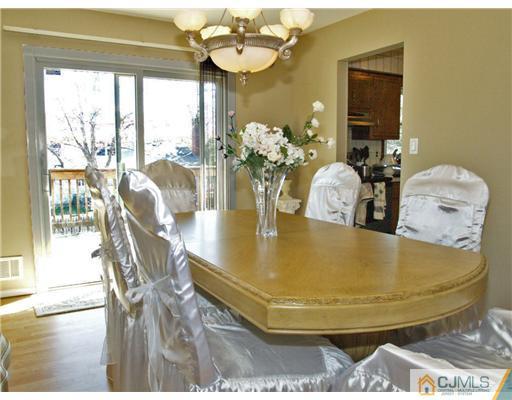16 South Rhoda Street Monroe Township, NJ 08831 - Photo 17 of 25 Gallery Image 17