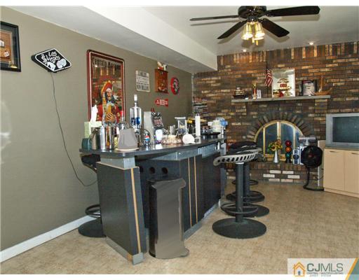 16 South Rhoda Street Monroe Township, NJ 08831 - Photo 20 of 25 Gallery Image 20