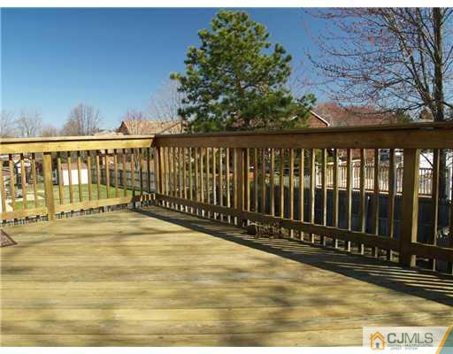 16 South Rhoda Street Monroe Township, NJ 08831 - Photo 10 of 25 Gallery Image 10