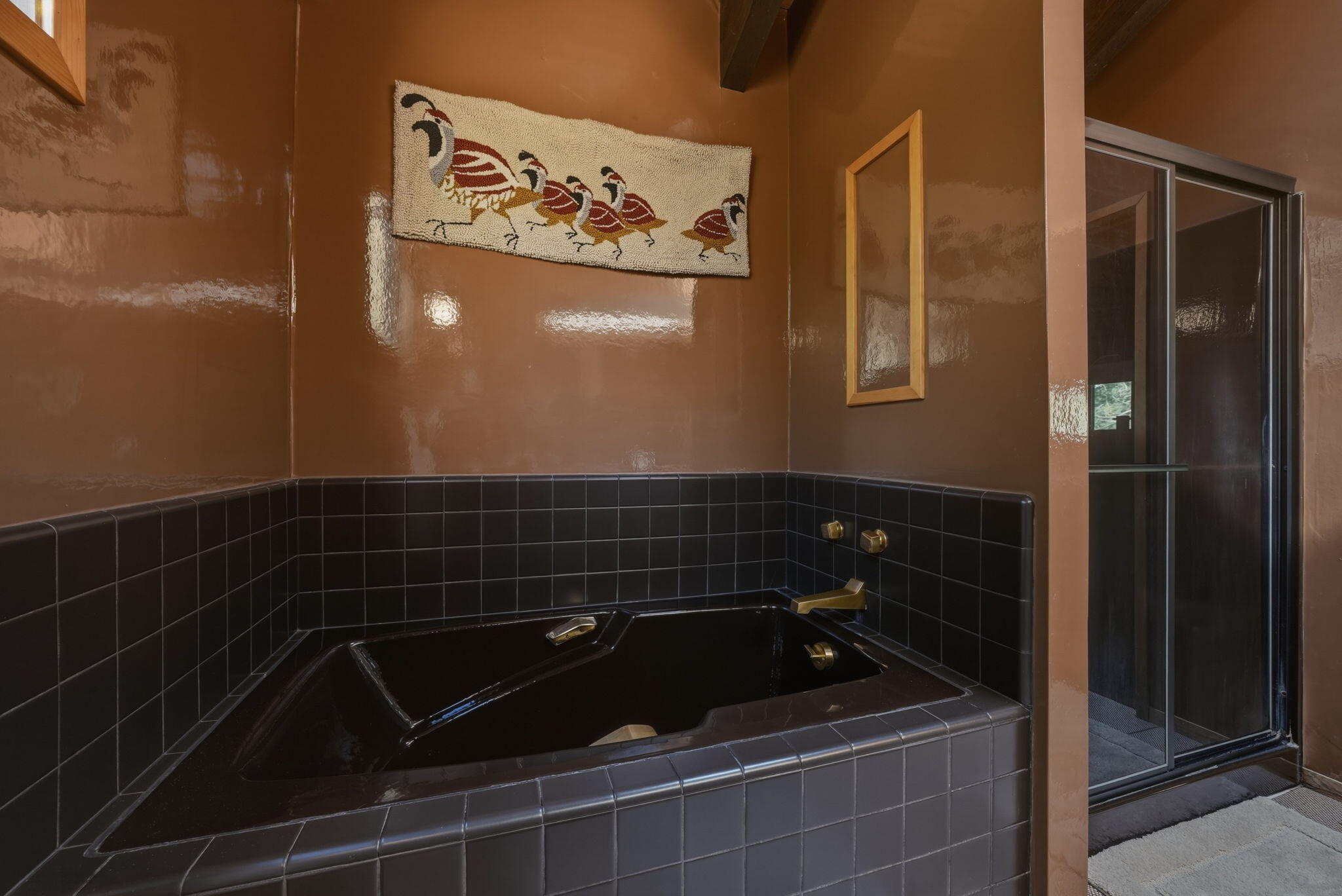 13137 Hawks Beard, Unit GH 129 Black Butte Ranch, OR 97759 - Photo 36 of 57 a bathroom with a sink and black shower