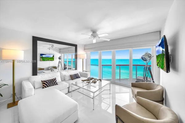 $6,250 | 6767 Collins Avenue, Unit 1110, Miami Beach, FL 33141