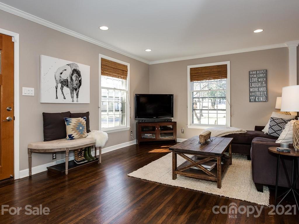 5319 Milford Road Charlotte, NC 28210 - Photo 4 of 20 Gallery Image 4