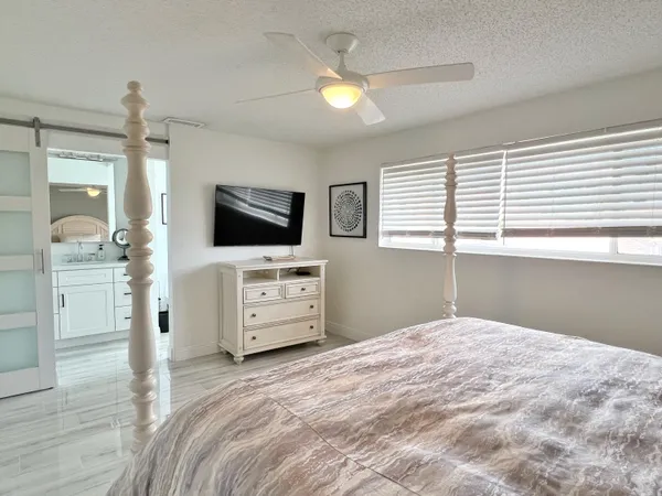 $5,000 | 218 Old Meadow Way, Palm Beach Gardens, FL 33418