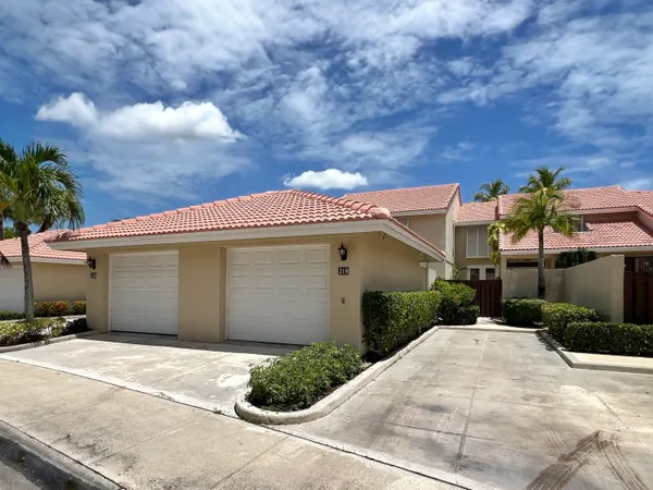 $5,000 | 218 Old Meadow Way, Palm Beach Gardens, FL 33418