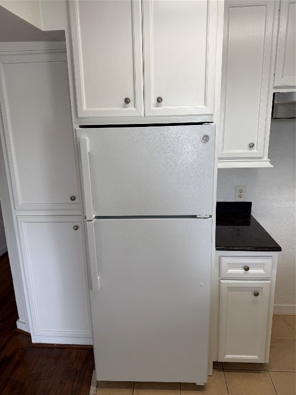 3002 Market Street, Unit 4 Houston, TX 77020 - Photo 6 of 13 a white refrigerator freezer and a stove sitting inside of a kitchen