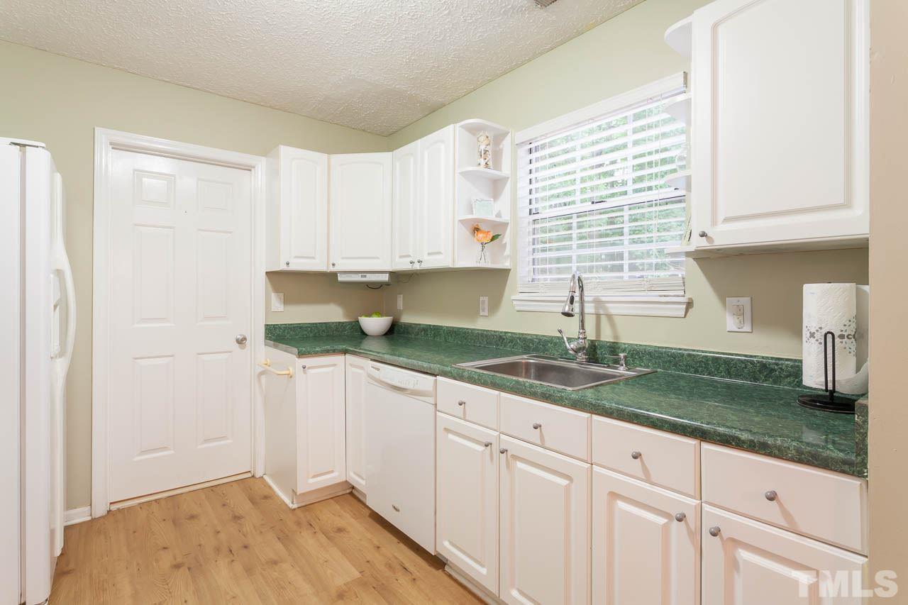2717 Goshawk Lane Raleigh, NC 27603 - Photo 17 of 24 Gallery Image 17