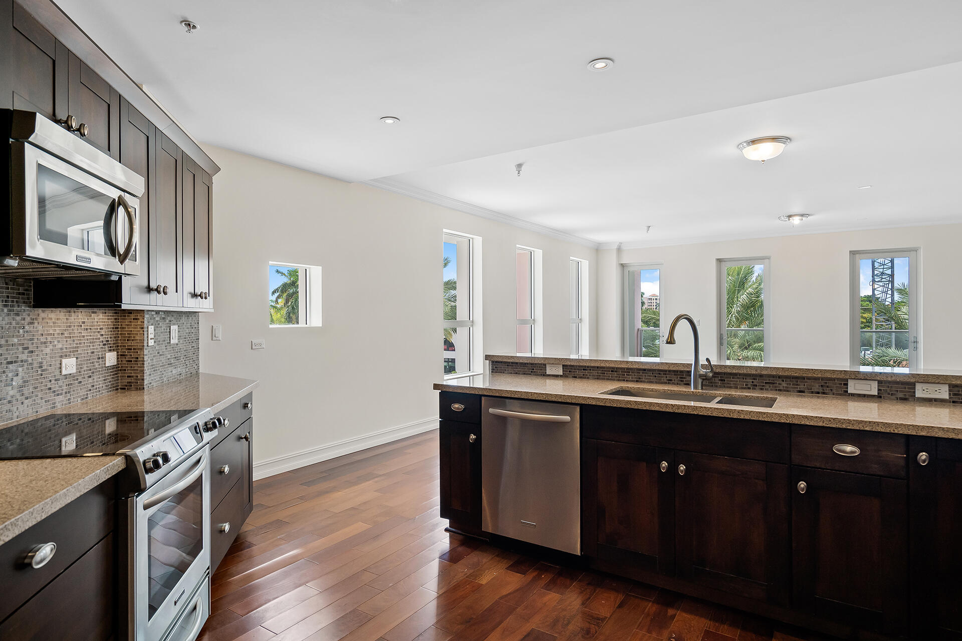 455 East Palmetto Park Road, Unit 3W Boca Raton, FL 33432 - Photo 3 of 44 455 E Palmetto Park Rd Unit 3W Boca Rato