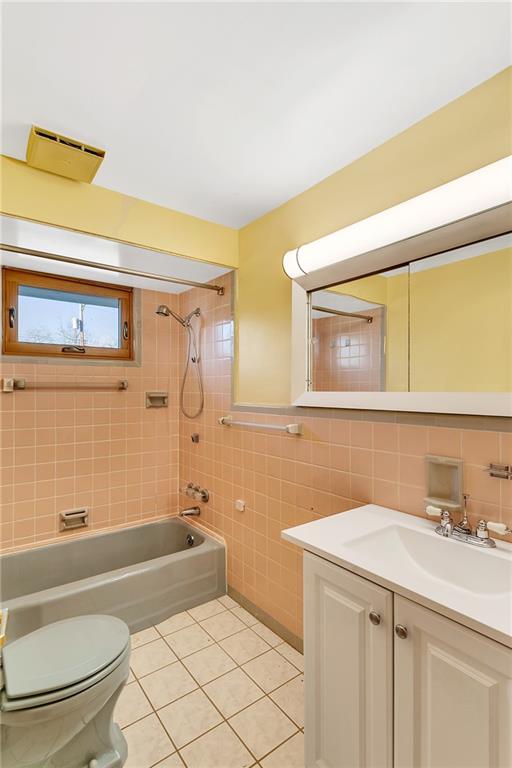 2362 Haymaker Road Monroeville, PA 15146 - Photo 14 of 22 Main bathroom with ceramic tile.