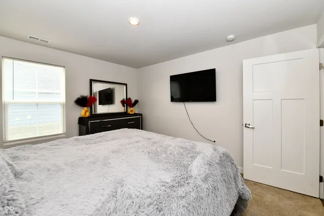 $339,900 | 1789 River Birch Drive, Greenfield, IN 46140