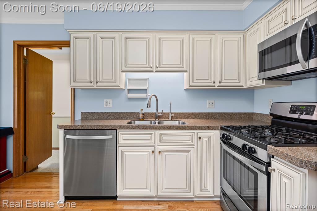 25550 Wixom Road Novi, MI 48374 - Photo 7 of 37