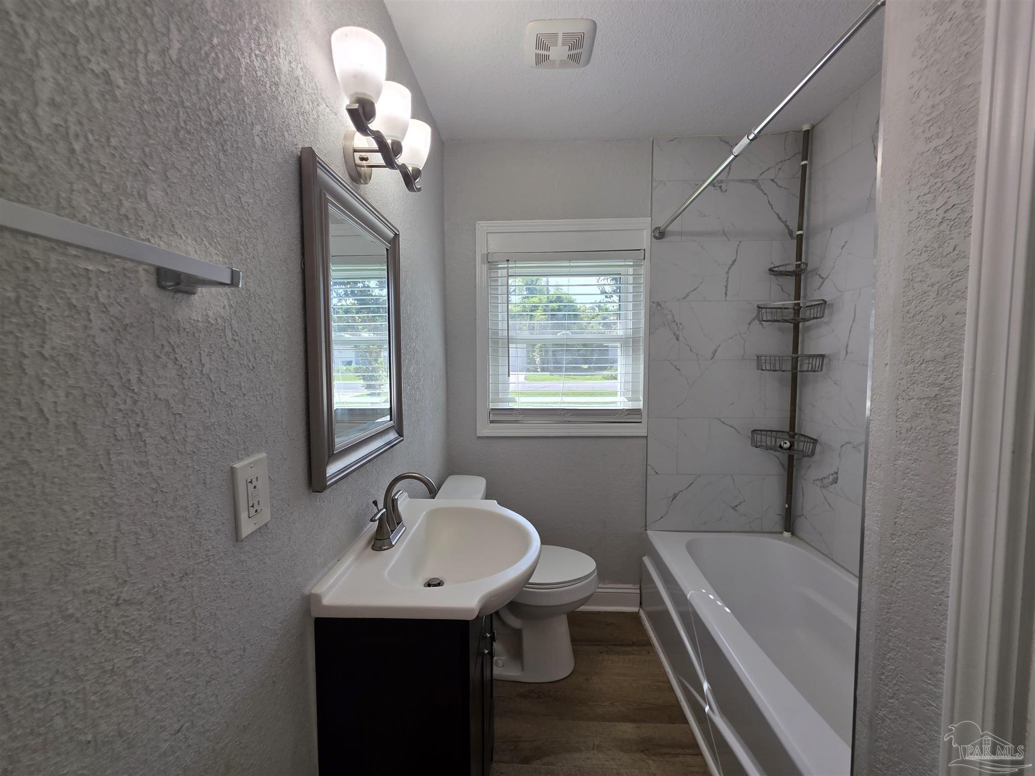 109 Reed Road Pensacola, FL 32507 - Photo 22 of 30