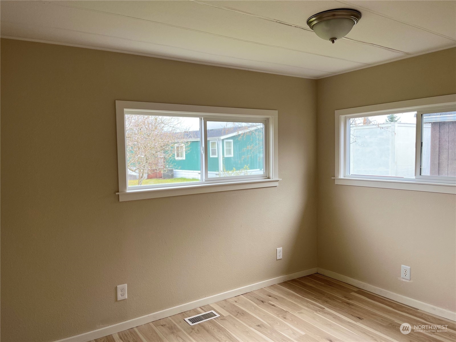 12 Meander Way Aberdeen, WA 98520 - Photo 23 of 29 Gallery Image 23