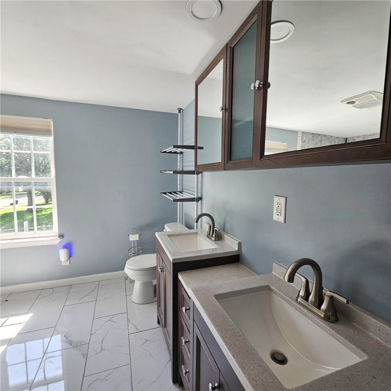 167 Franklin Street Auburn, NY 13021 - Photo 11 of 24 upstairs bathroom