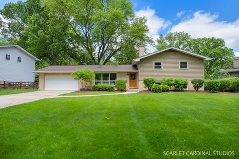 $675,000 | 17 Meisinger Lane, Naperville, IL 60540