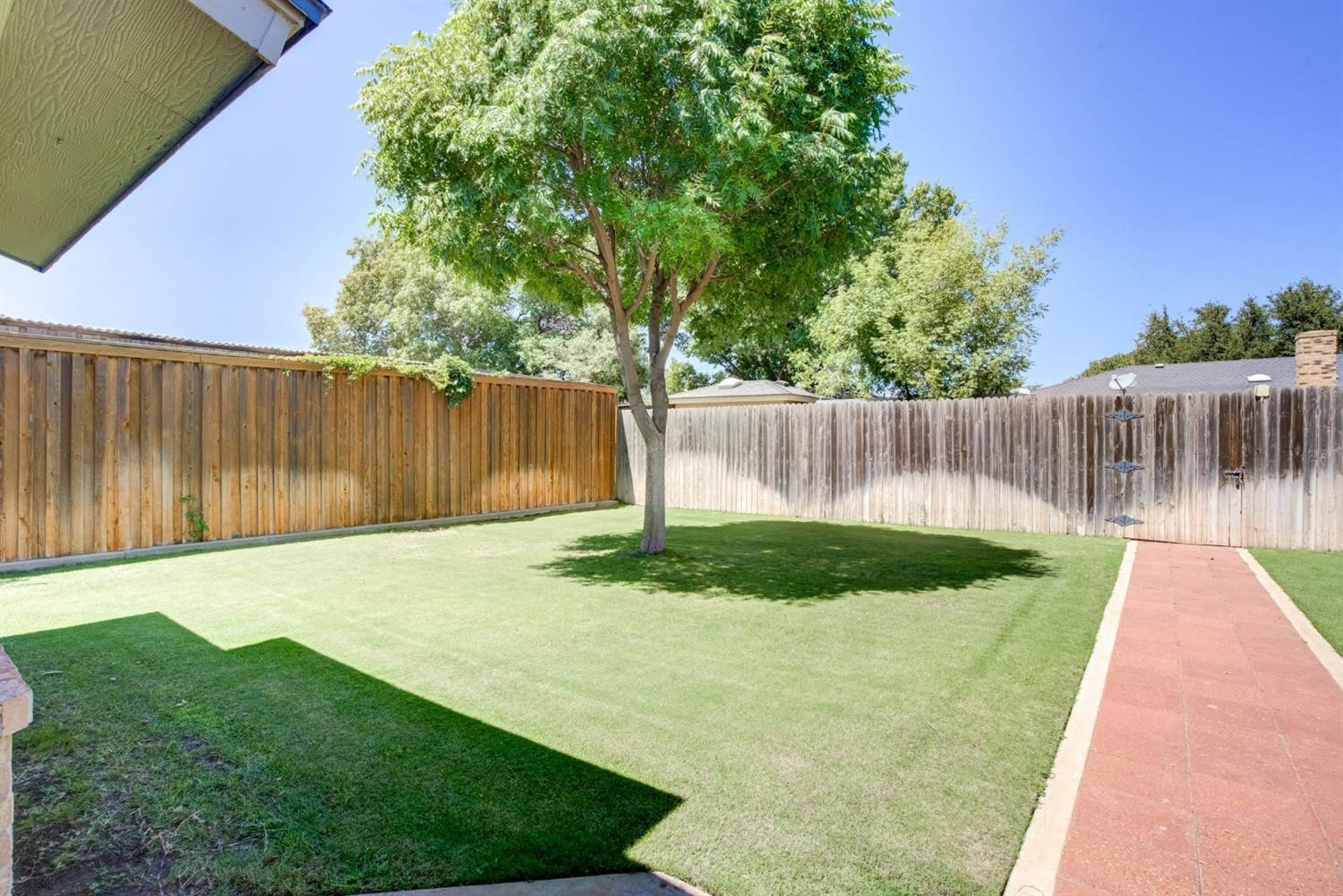 5304 90th Street Lubbock, TX 79424 - Photo 35 of 39 a garden view