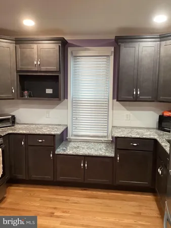 $230,000 | 13 West 8th Street, Marcus Hook, PA 19061