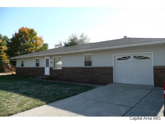 3901 Gooseneck Drive Springfield, IL 62707 - Photo 1 of 1