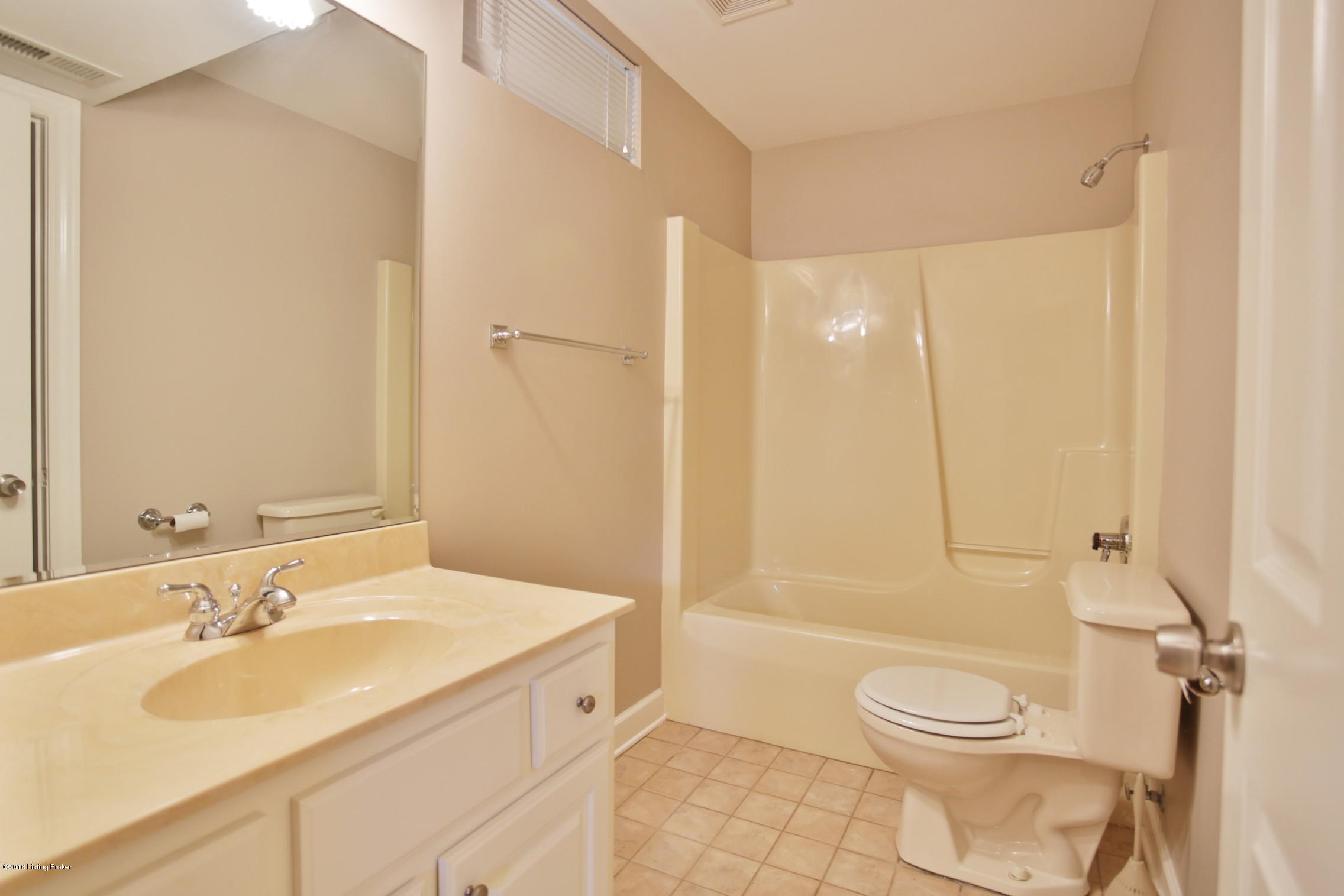 10528 Edgewater Road Louisville, KY 40223 - Photo 36 of 40 36